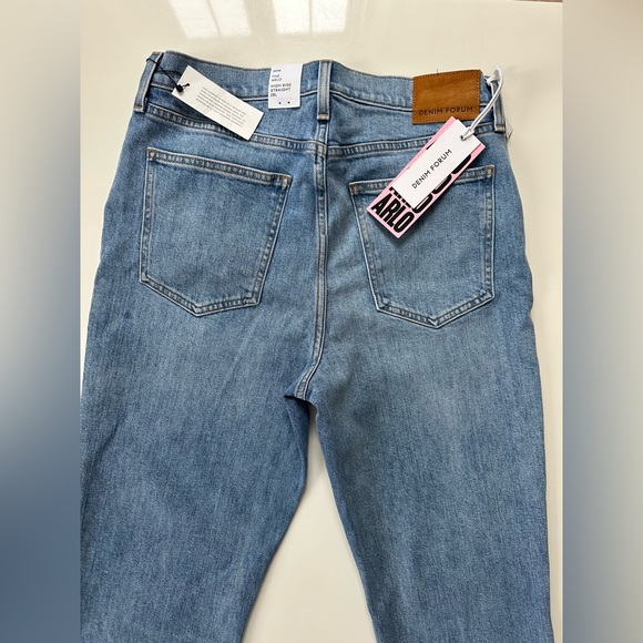 NWT Aritzia Denim Forum The Arlo High Rise Straight 30W 28L - Picture 9 of 9